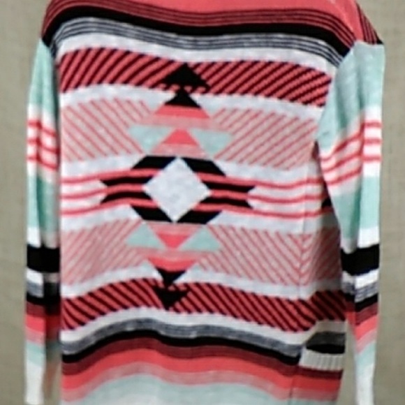 Beautiful  sweater, lightweight, cozy, xs NWOT - Picture 5 of 5